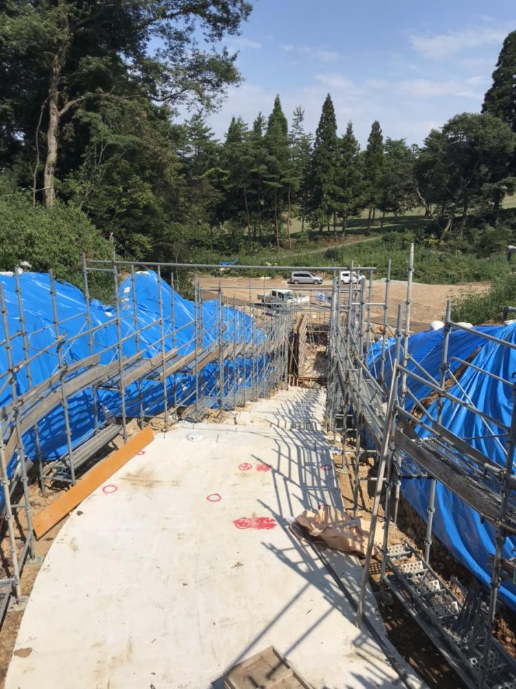 富山市・堤体改修工事