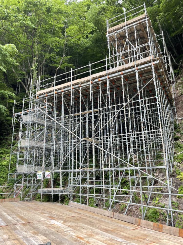 岐阜県・縫地補強対策工事