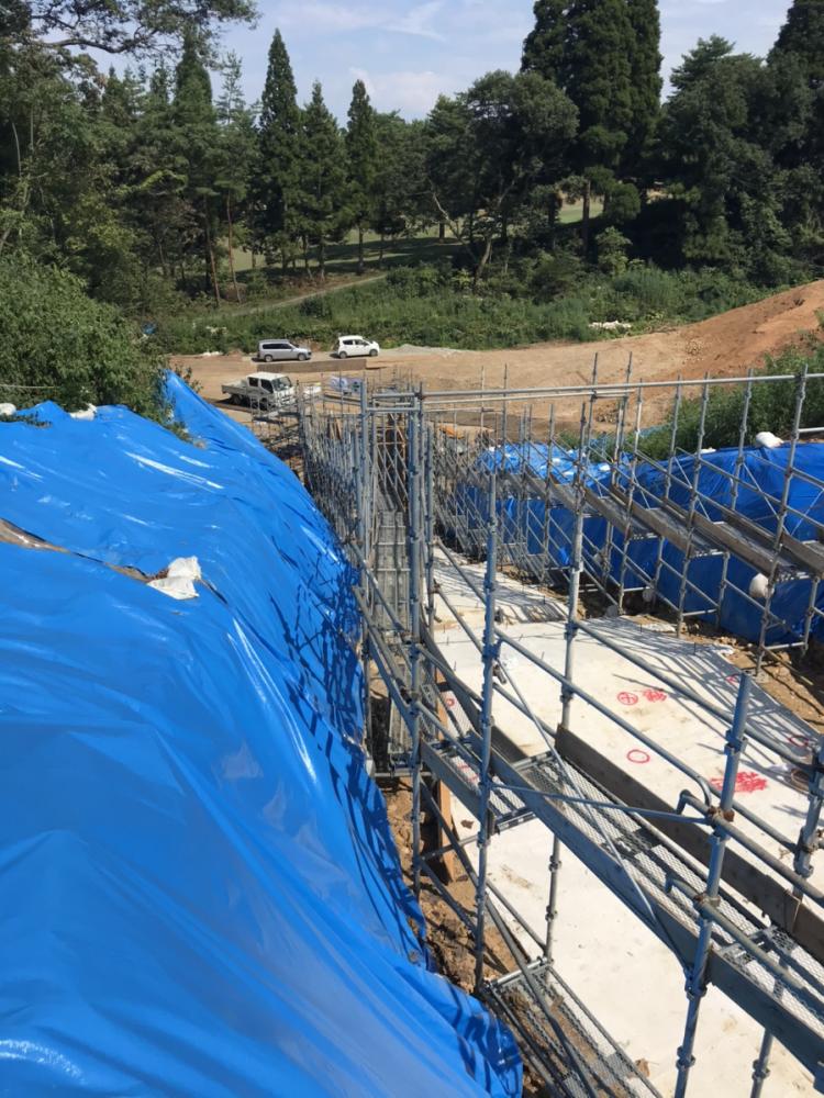 富山市・堤体改修工事